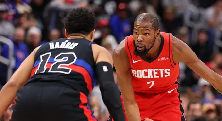 华体会官网-活塞快攻被吹停，福斯特到底有没有误判？一文带你了解24秒规则